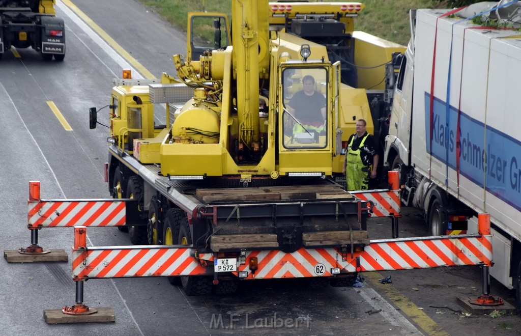 Schwerer VU A 3 Rich Oberhausen Hoehe AK Leverkusen P881.JPG - Miklos Laubert